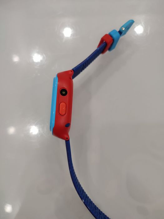 Часы-телефон GPS