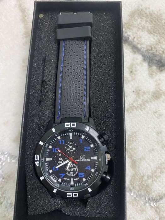 Сағаттар сатылады сапаоары жақсы