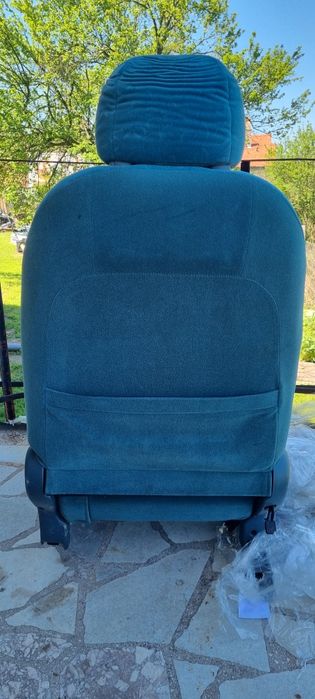 Седалки Toyota Yaris