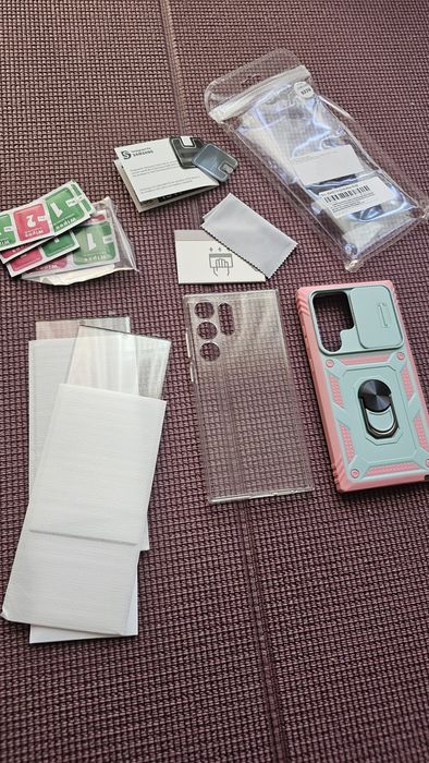 Стъклени протектори и кейсове за Samsung S23 Ultra