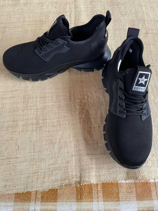 Работни обувки нови с метално бомбе