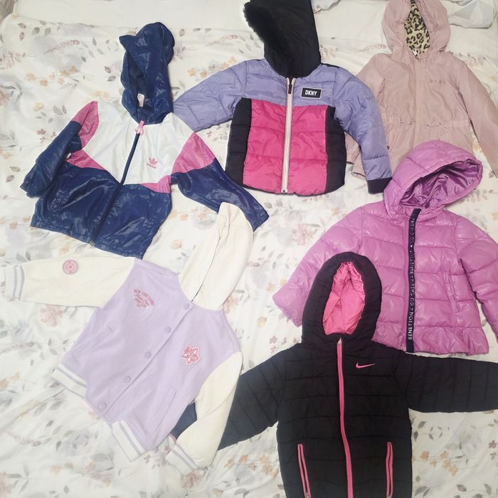 Екипи,якета и обувки за 3-4години момиче