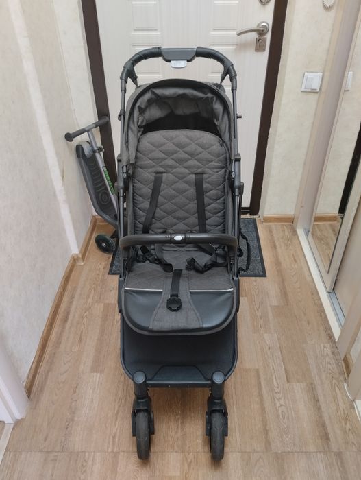 Продам детскую коляску