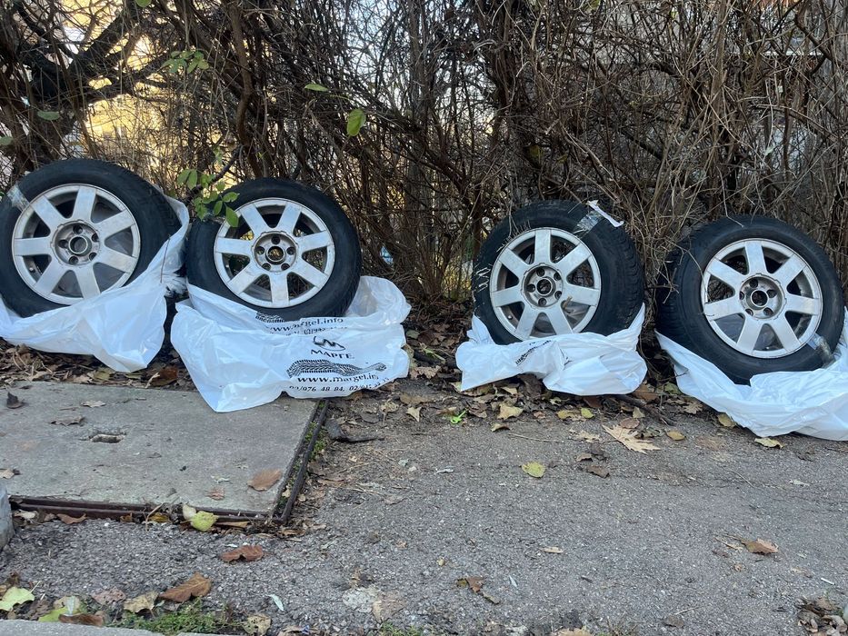 Алуминиеви лети джанти vw/фолксваген с гуми Bridgestone 195/65 R15