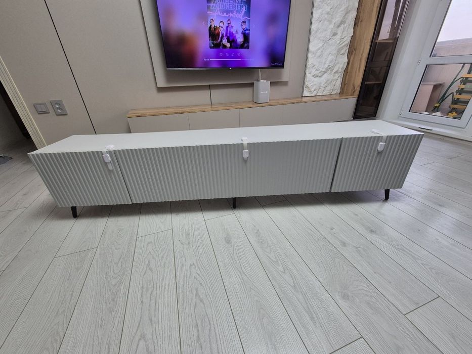 Продажа ТВ тумбы