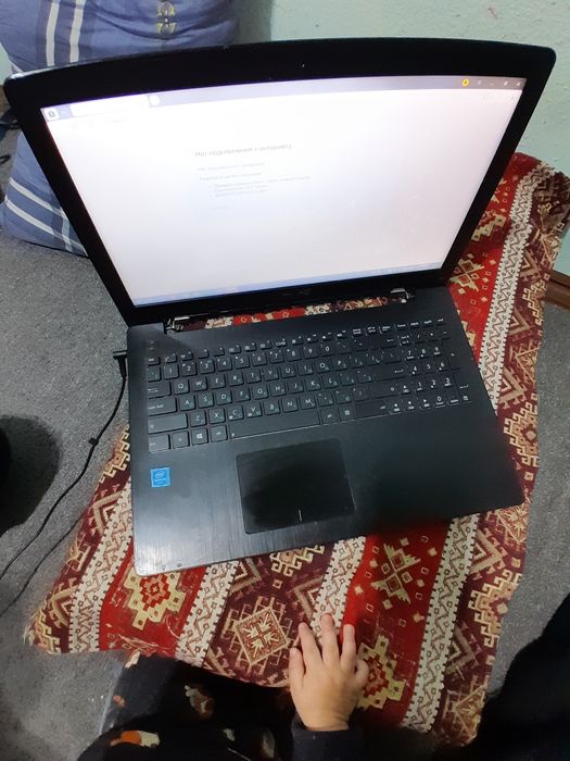 Продам срочно ноутбук
