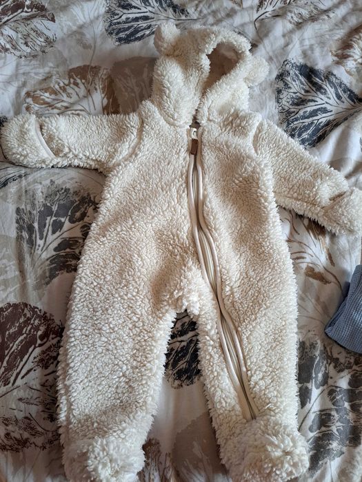 Лот бебешки дрешки за момче