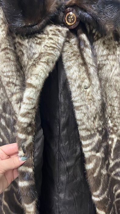 Норка шуба сатылады!