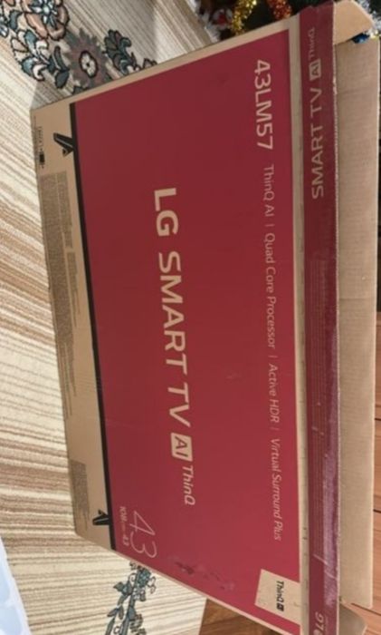 Телевизор LG 109 см продам срочно