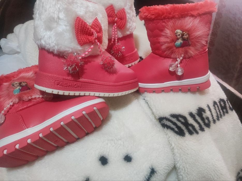 Сапожки детские  на девочек