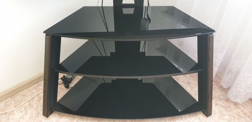 Продам тумбу под Тв