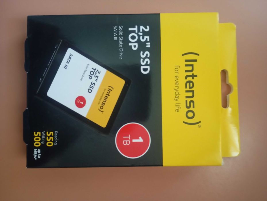 Solid State Drive (SSD) Intenso Top, 1TB, 2.5", SATA III