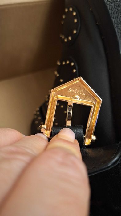 Дамски боти и обувки Furla,Paul Green, BRONX, KARL LAGERFELD