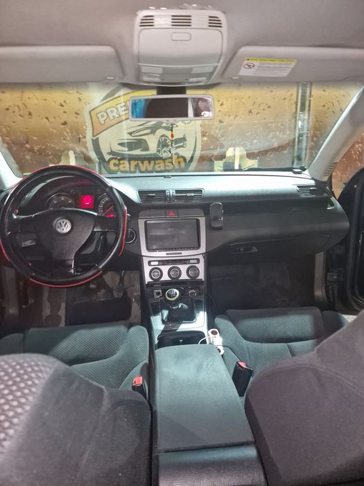 Volkswagen Passat B6 – 2.0 TDI 140 CP – 2006
Vând Volkswagen Passat B6