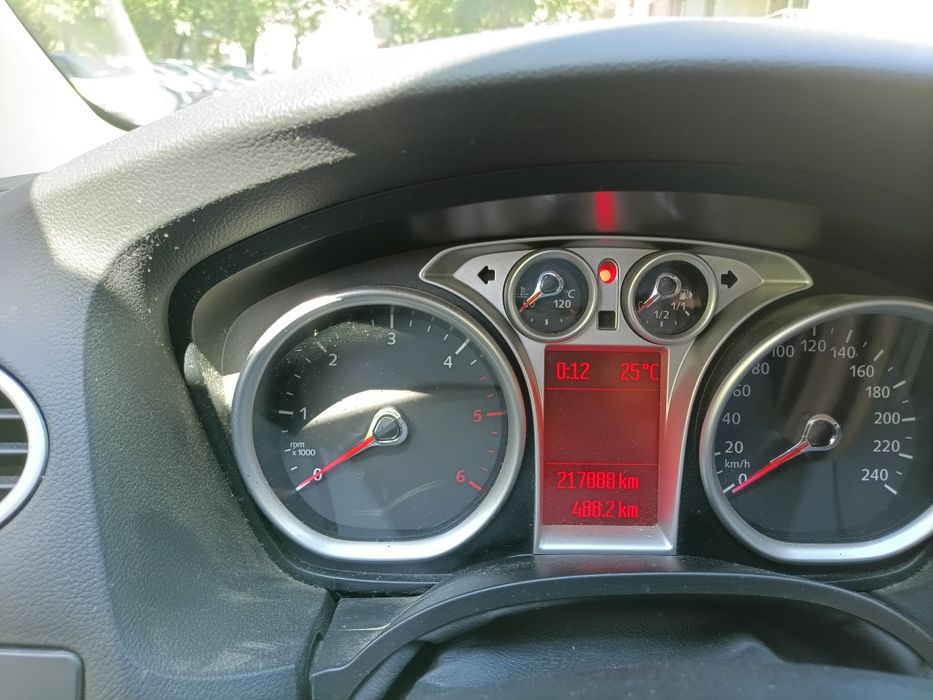 FORD Focus 2010 — imagine 4