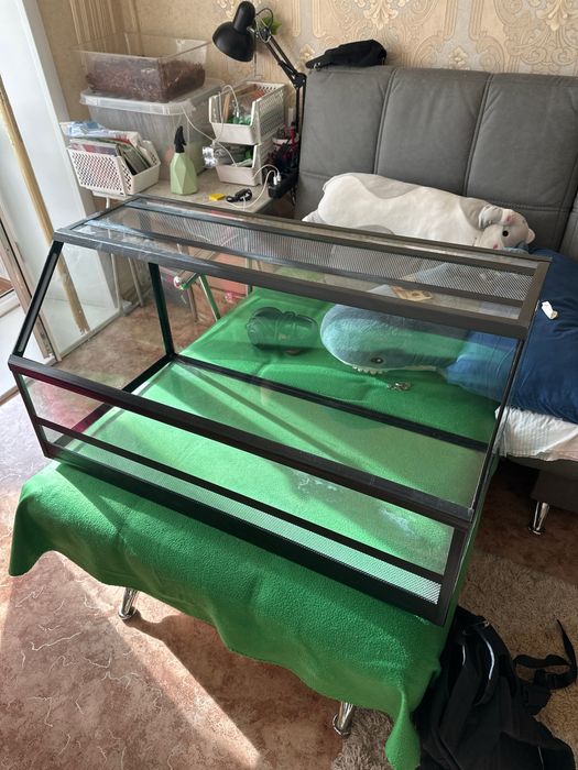 Продам террариум 90-45-45