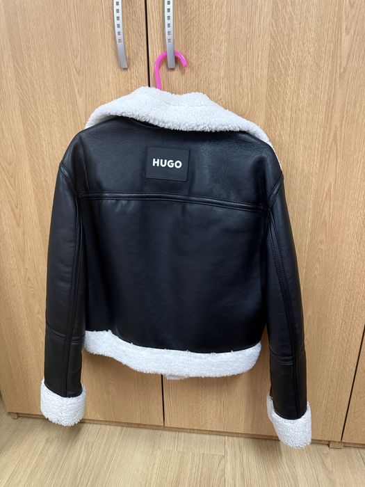 Яке oт едтествена кожа Zara , Hugo