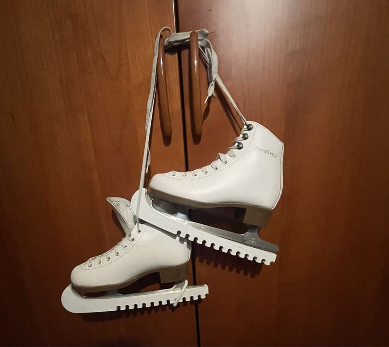 Коньки фигурные Botas Regina
