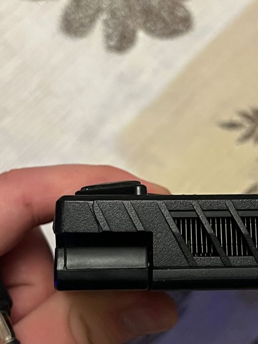 Vând laptop de gaming MSI