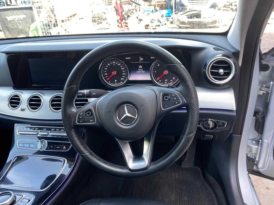 Dezmembrez mercedes e class w213 2.0d/bara w213/far w213/capota w213/