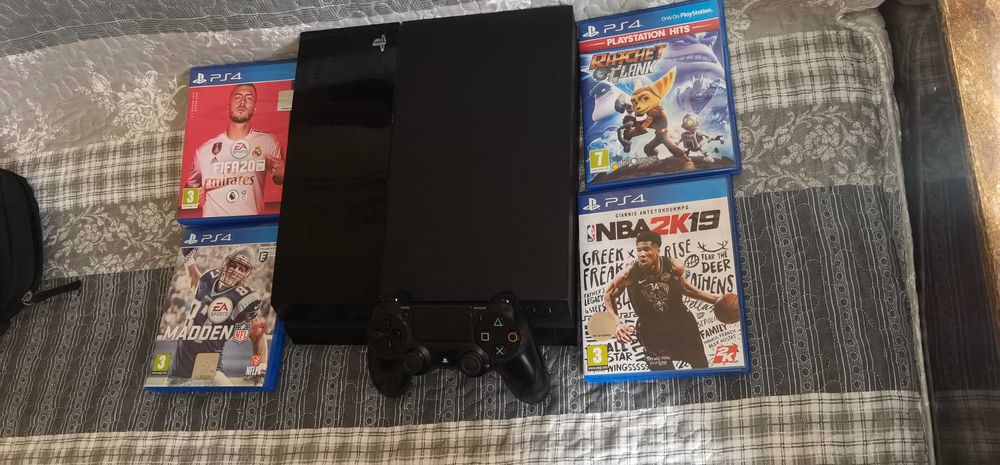 Ps4 перфектно състояние