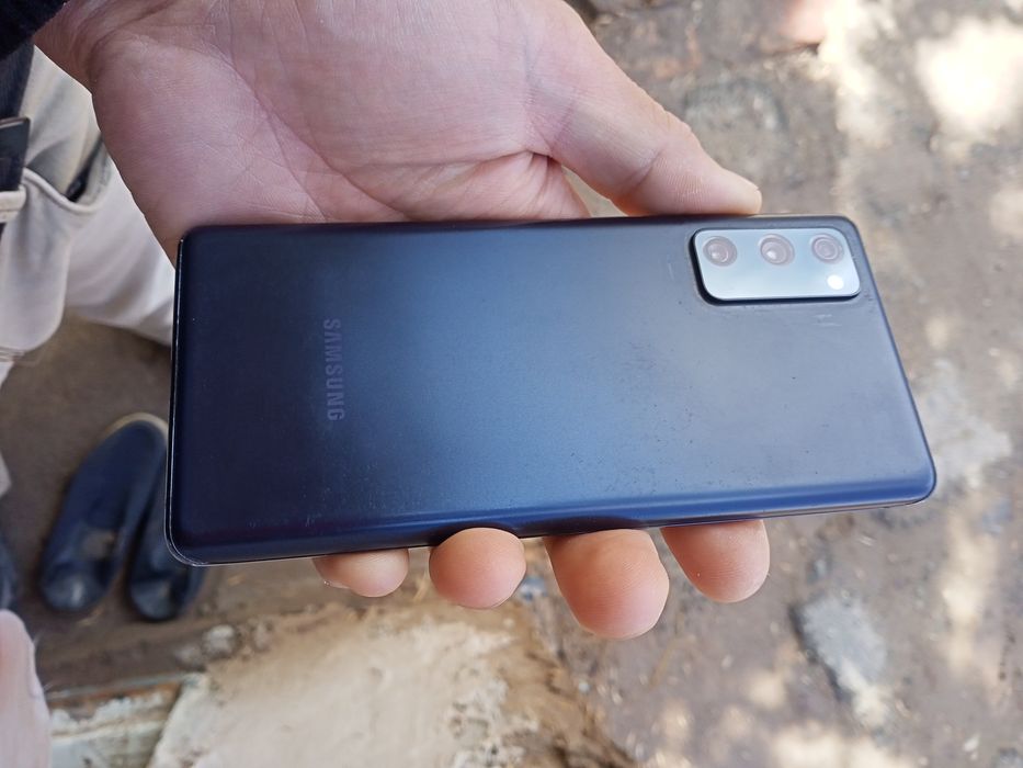 Samsung S20FE Satiladi