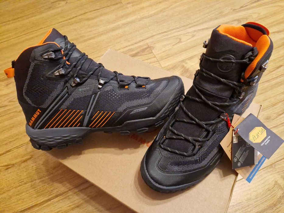 Ghete, bocanci Mammut Goretex, tura, munte, salewa, scarpa,arcteryx