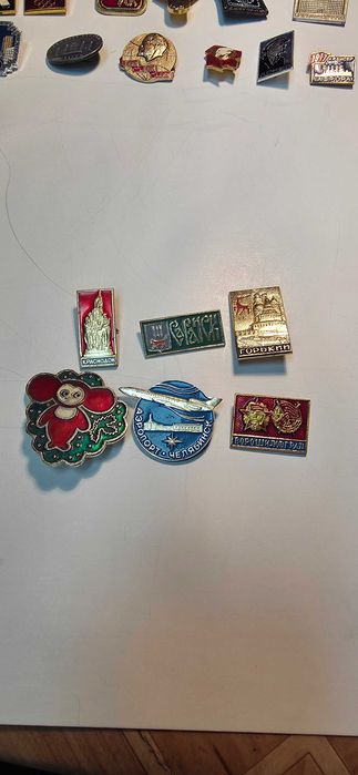 Продавам лот значки от бившия СССР