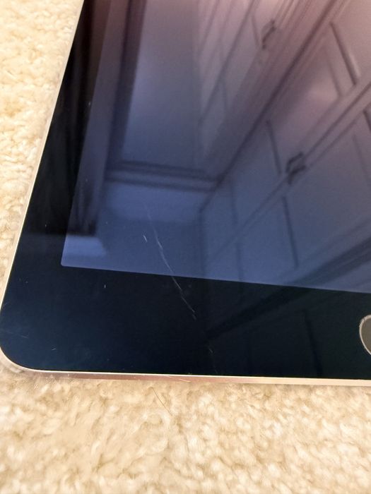 iPad Air 2 (2014) Cellular 32GB - incarcator original Apple