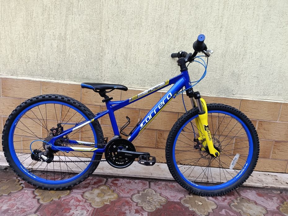 Carrera 24 цола.  .