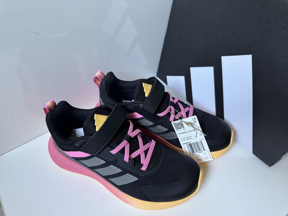Кроссовки из Америки 35 размер Adidas original