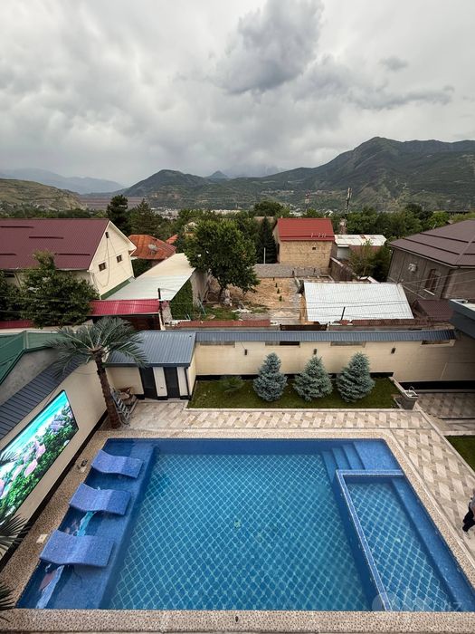 Dacha D7 chorvoqda bochkada 15 kishilik