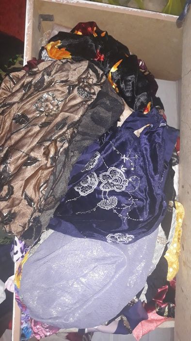 Куски материала для (курог) курпачюжки