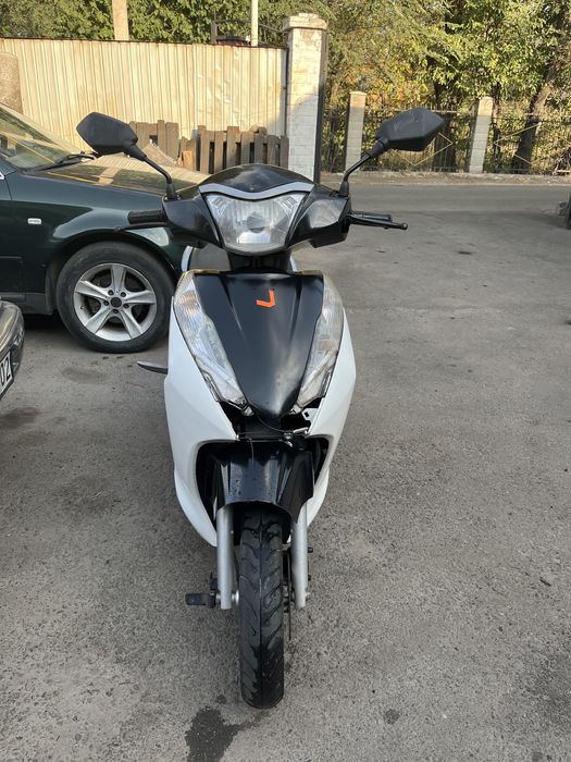 МОПЕД Yamaha Mio J