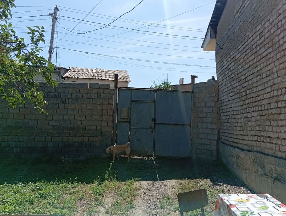 Участок 4,5 сотки. Яккасарай р-н, ул. Беларык. Дом старой постройки