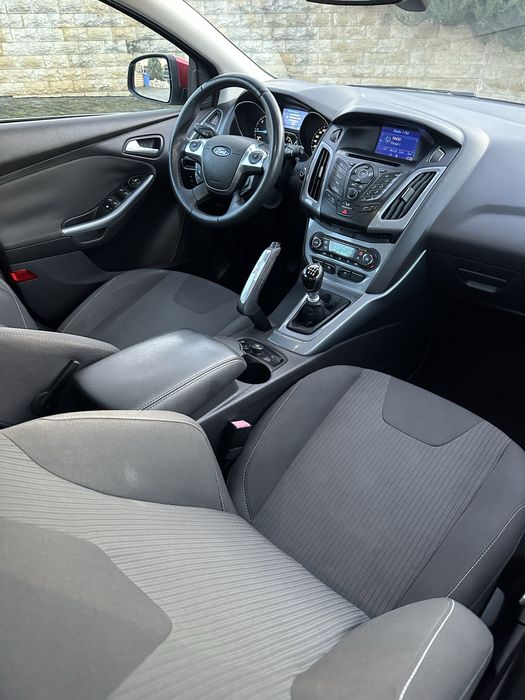 Ford Focus 1.6 TDCi Titanium/Climatronic/Tempomat/Inc Scaune/Start Sto