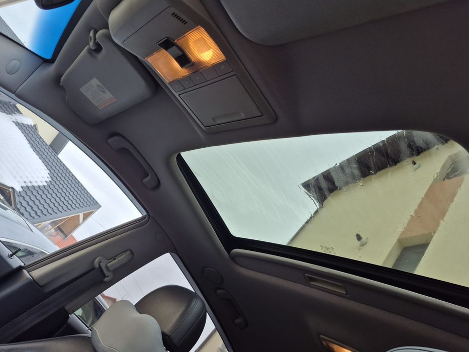 Vând Opel Antara Cosmo, tracțiune integrală 4x4, motor 2.0 CDTI