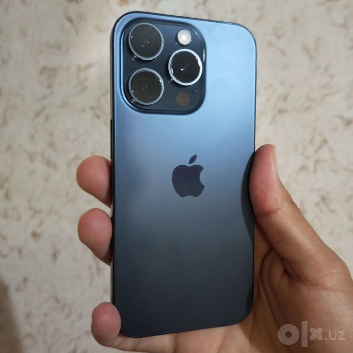 iPhone 15 Pro ideal karobka dakument