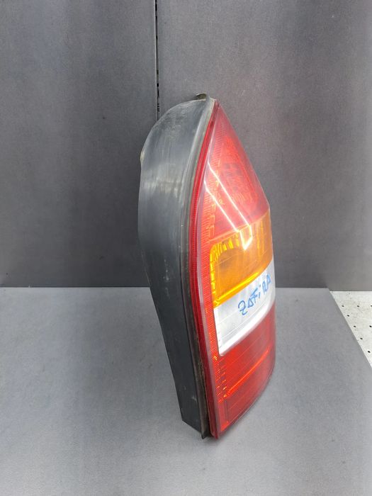 Lampa / Tripla stop dreapta pe aripa 62281 Opel Zafira 2003