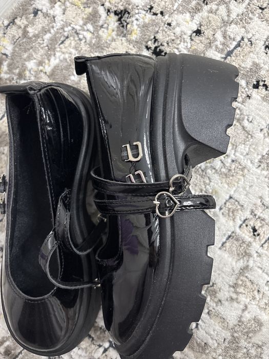 Туфли школьные лакированные