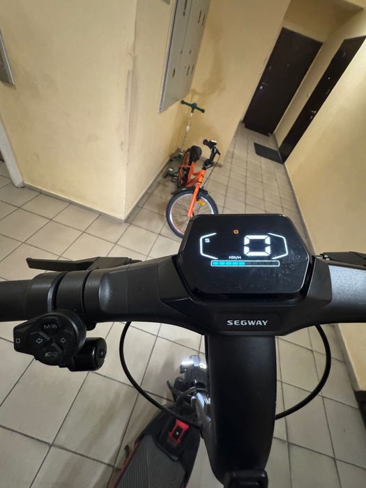 Электросамокат segway ninebot zt3pro