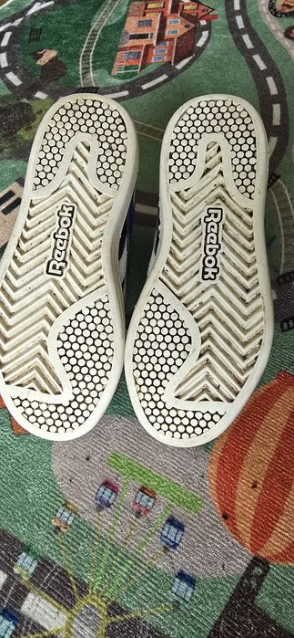 Adidași bascheți reebok 27-28