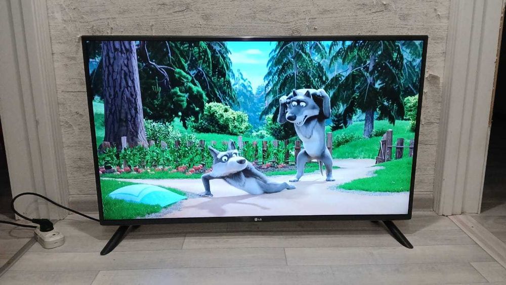 Смарт ТВ LG WebOS диагональ 107см БЕЗ ТОРГА