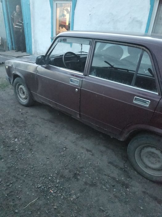 Ваз 2107 продам.