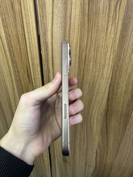 Iphone 16 pro max desert 256 gb 100% 204 sikl