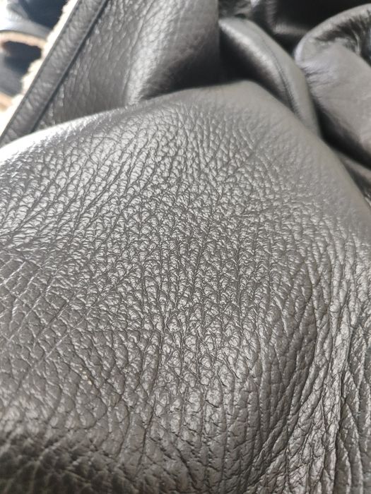 Продам женскую дубленку