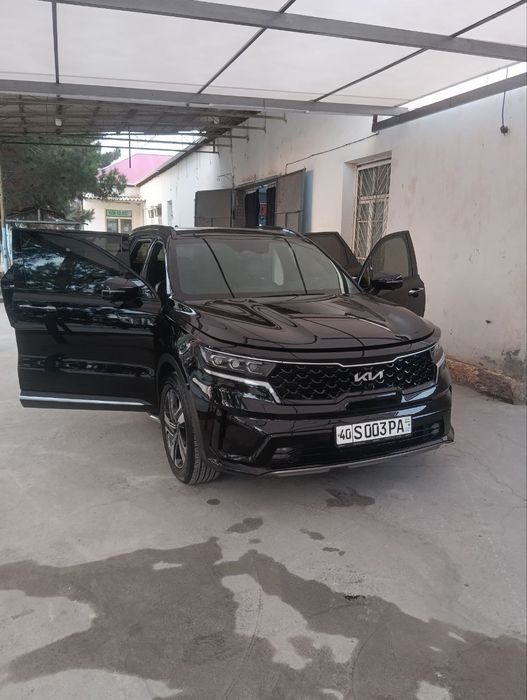 Kia sorento 2022 год
