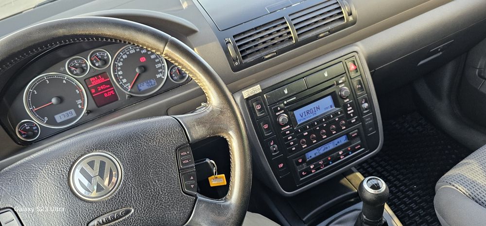 Vand Volkswagen Sharan 4x4    1.9 Tdi~116 Cp 7 Locuri