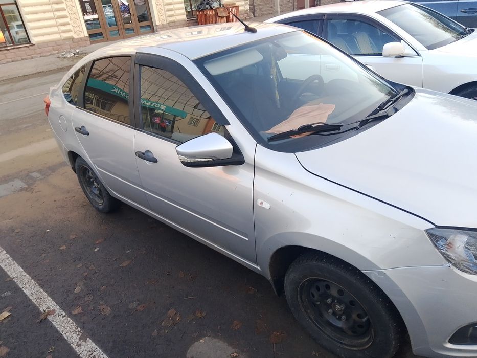 Лада гранта 2019 г