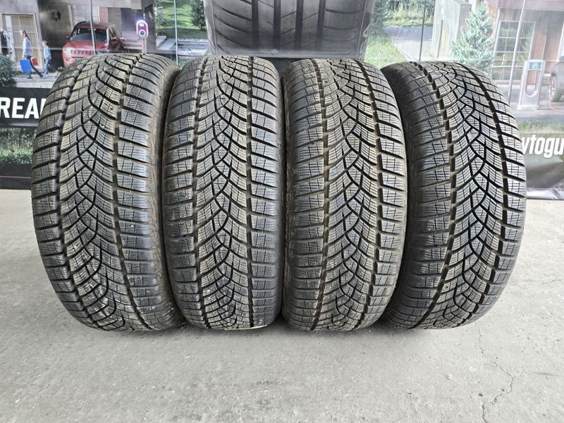 215/55/17 GOODYEAR 4бр